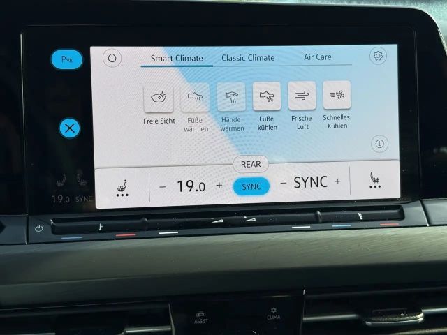 Volkswagen Golf 2.0 TDI DSG Style Variant