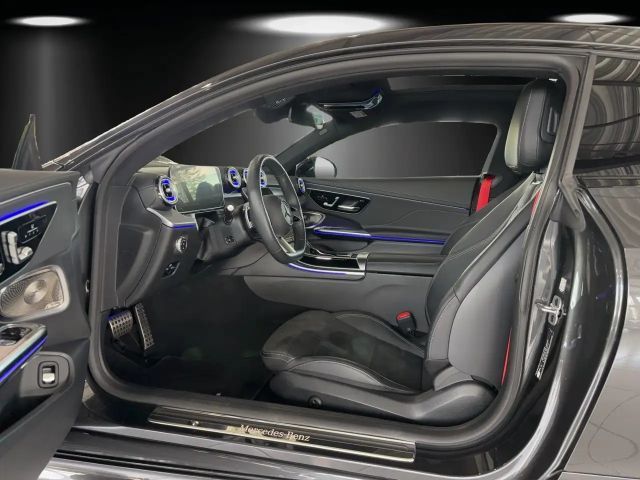 Mercedes-Benz CLE 300 4MATIC AMG Line Coupé