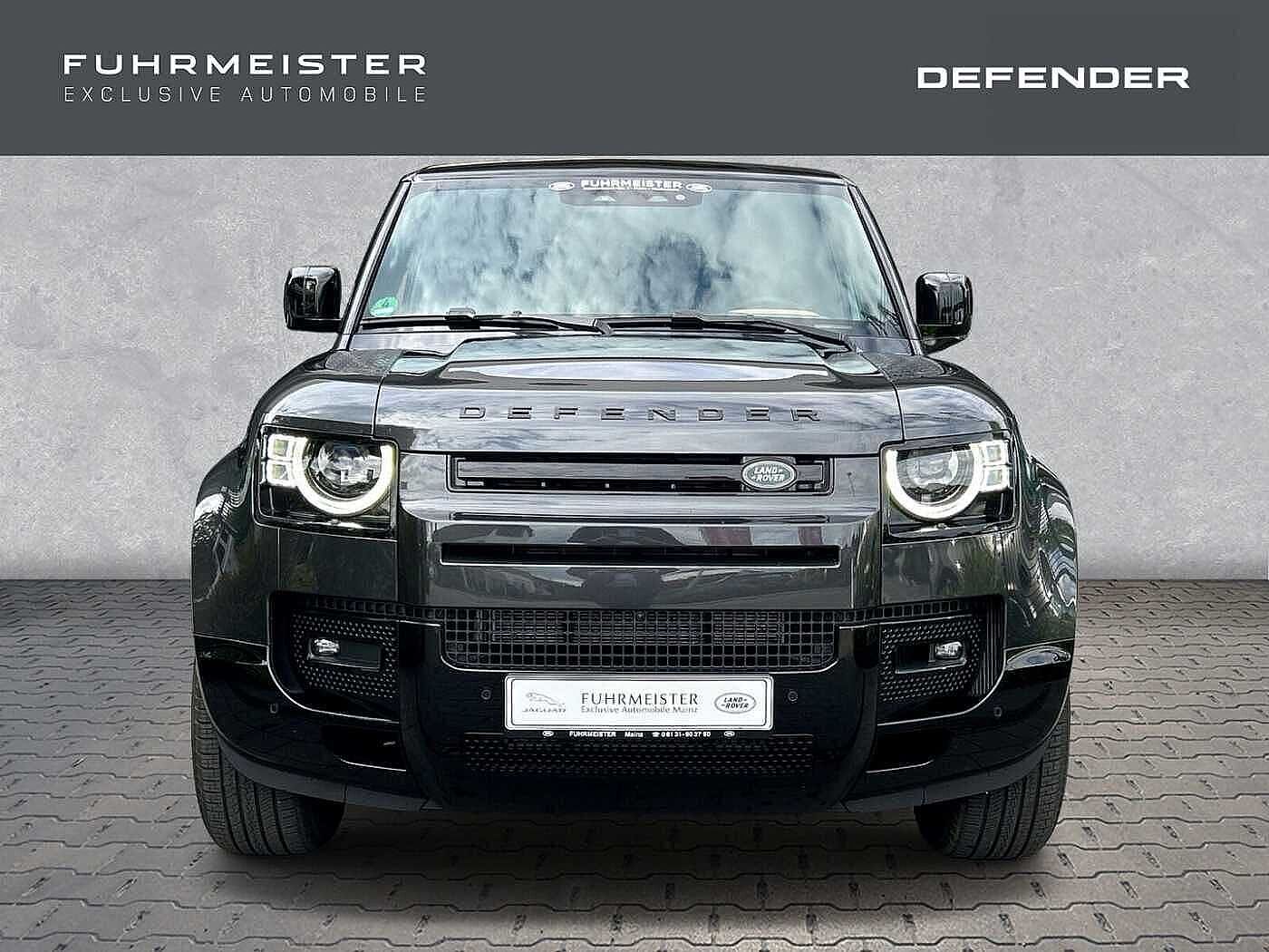 Land Rover Defender 110 Dynamic HSE