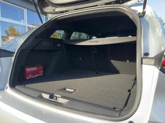 Opel Astra 1.2 Turbo Edition Sports Tourer