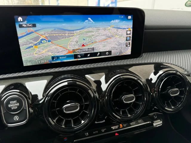 Mercedes-Benz A 180 A 180 d