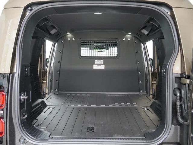 Land Rover Defender 3.0 Dynamic SE