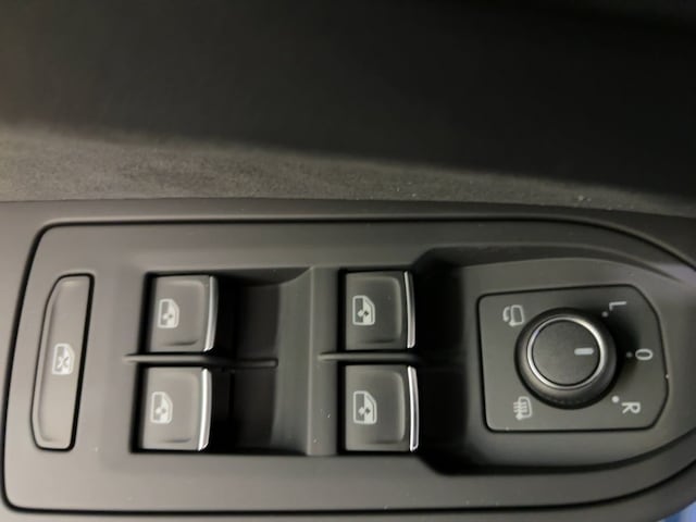 Volkswagen Golf DSG Golf VIII R-Line