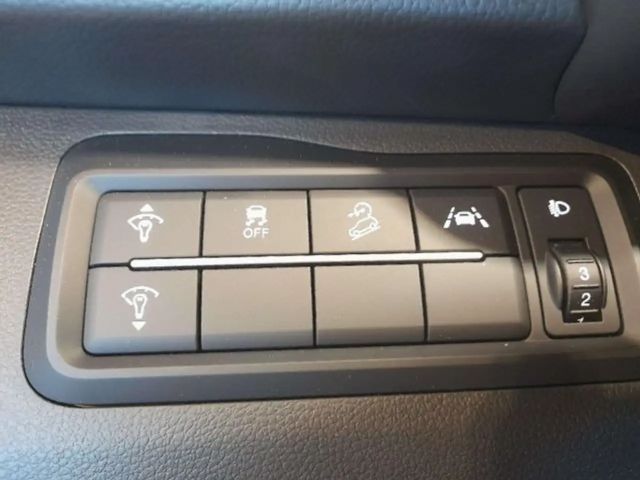 SsangYong Tivoli 2WD Quartz