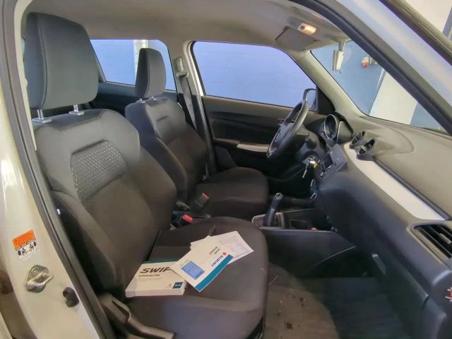 Suzuki Swift Clear DualJet