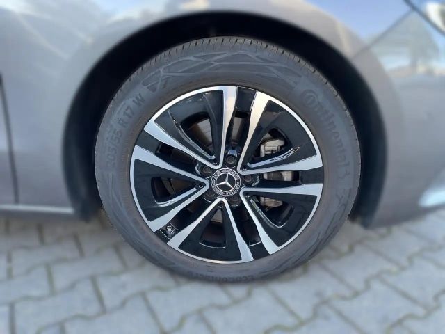 Mercedes-Benz B 180 Progressive Sedan