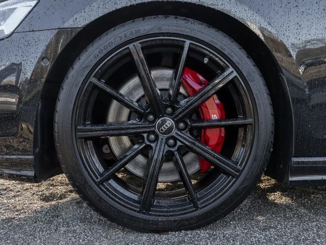 Audi S8 4.0 TFSI Quattro