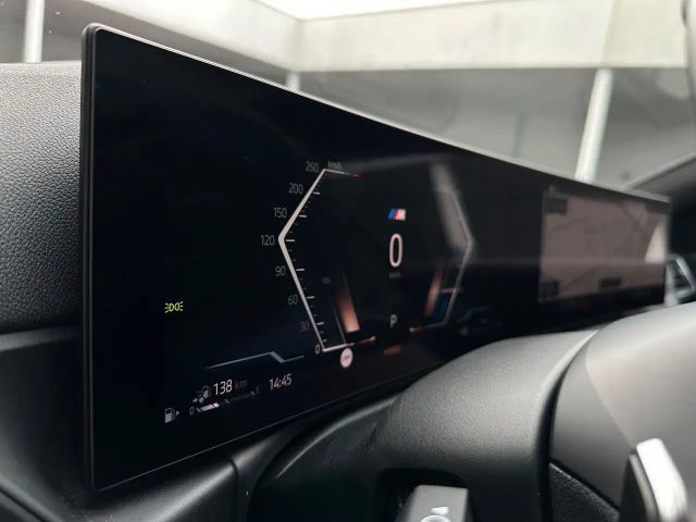 BMW 330 330e M-Sport Touring