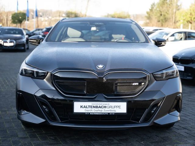 BMW i5 M60 Touring xDrive