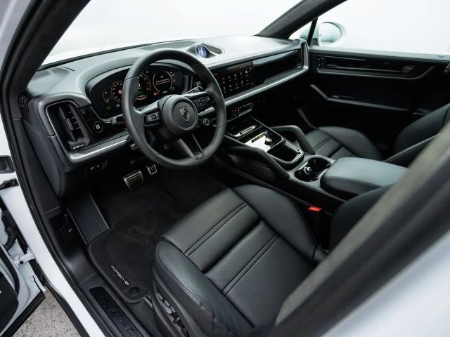 Porsche Cayenne Coupé E-Hybrid Turbo