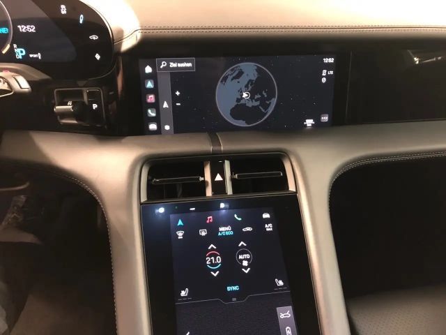 Porsche Taycan 4Cross Turismo*Offroad Design Paket*Sport Chrono P