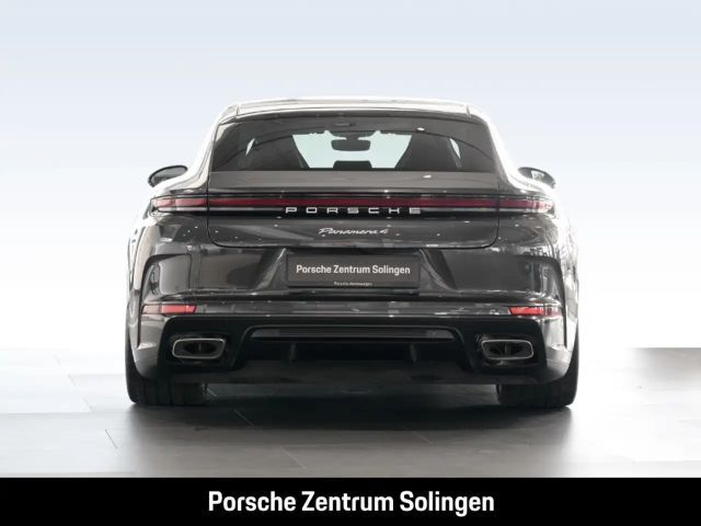 Porsche Panamera 4 E-Hybrid