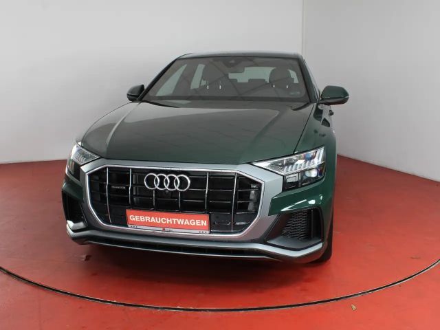 Audi Q8 55 TFSI S-Line
