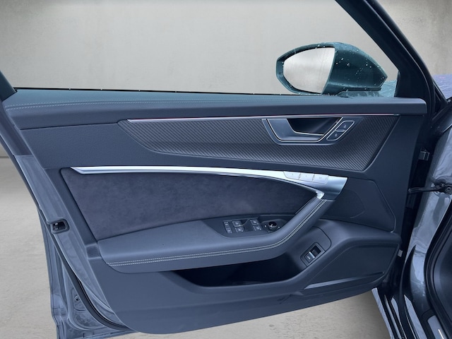 Audi S6 Avant Quattro