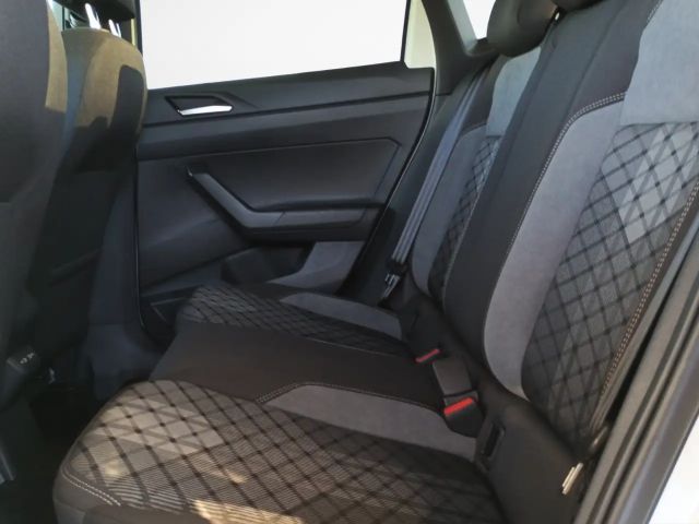 Volkswagen Polo 1.0 TSI DSG R-Line