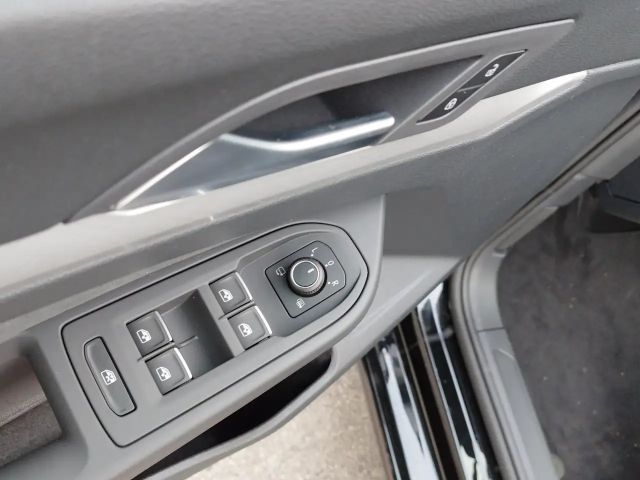 Volkswagen Golf Rabbit TSI