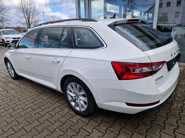 Skoda Superb 1.4 TSI Ambition Combi iV