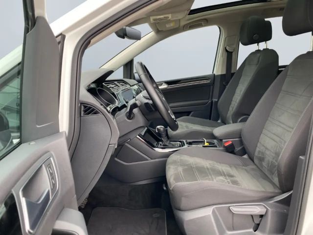 Volkswagen Touran 2.0 TDI DSG Highline