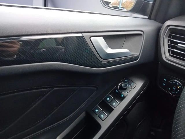 Ford Focus EcoBoost ST Line Wagon