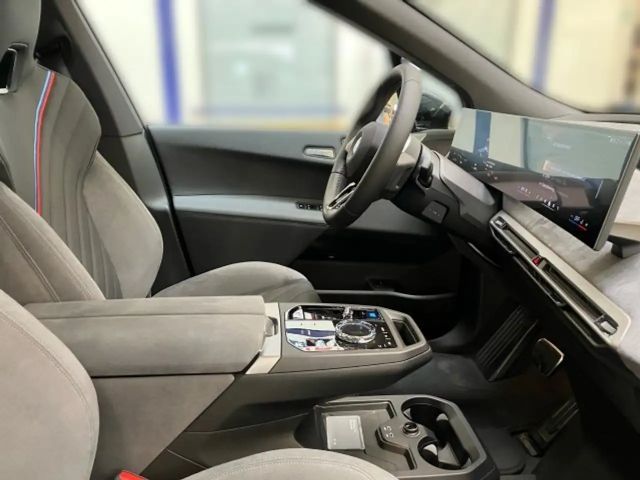 BMW iX xDrive45