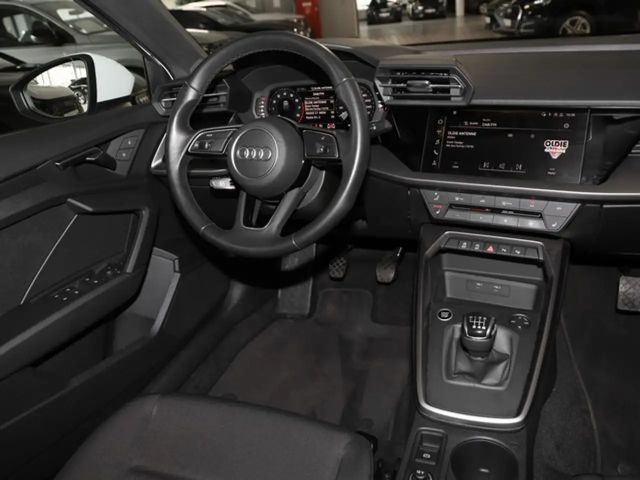 Audi A3 30 TFSI Sedan Sportback