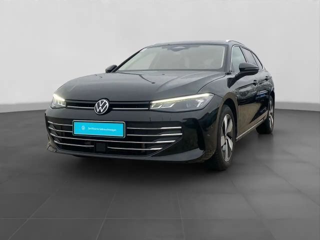 Volkswagen Passat 1.5 eTSI Business Variant