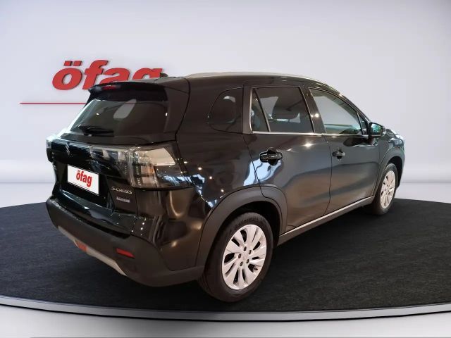 Suzuki S-Cross Hybrid