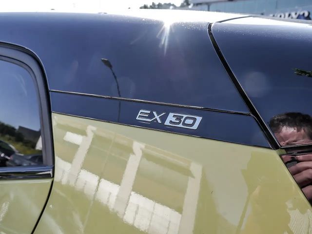 Volvo EX30 Achterwielaandrijving Ultra