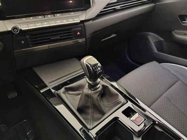 Opel Astra 1.2 Turbo Edition Turbo