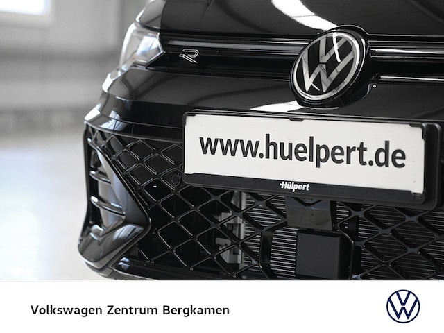 Volkswagen Golf 1.5 eTSI Golf VIII R-Line