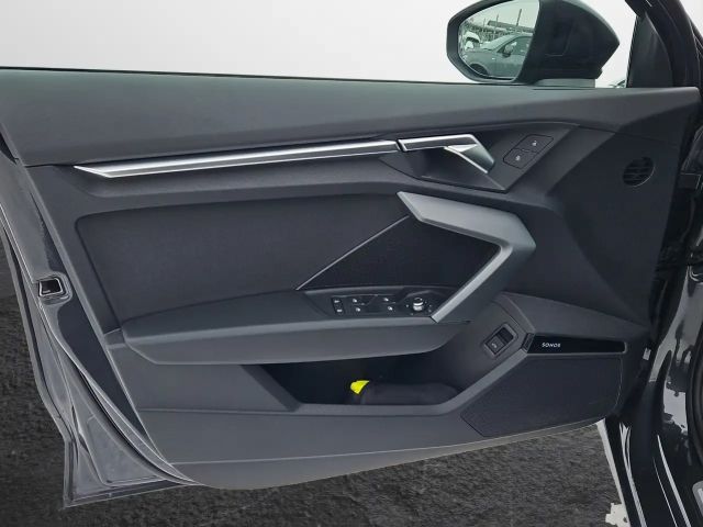 Audi A3 30 TFSI S-Tronic Sedan Sportback