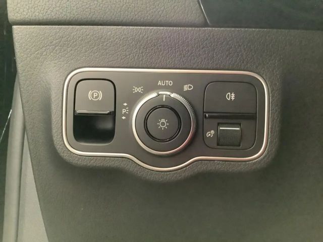 Mercedes-Benz GLA 220 4MATIC