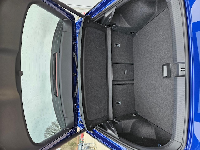 Volkswagen T-Roc T-ROC 2.0    R-L  BT140 TSID7A