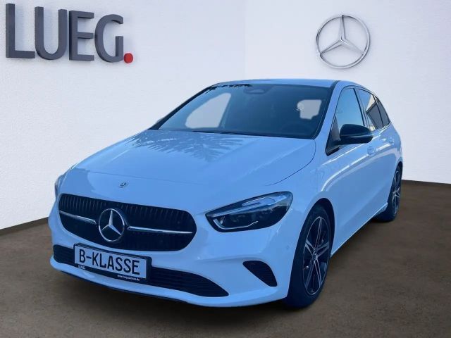 Mercedes-Benz B 200 Progressive Sedan