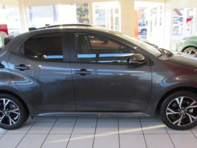 Toyota Yaris Active Hybride