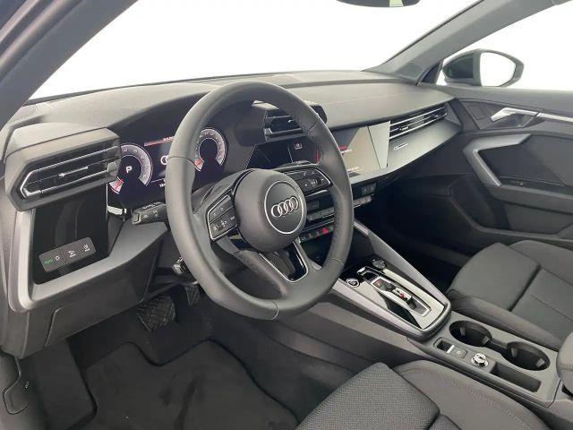 Audi A3 30 TFSI Sedan