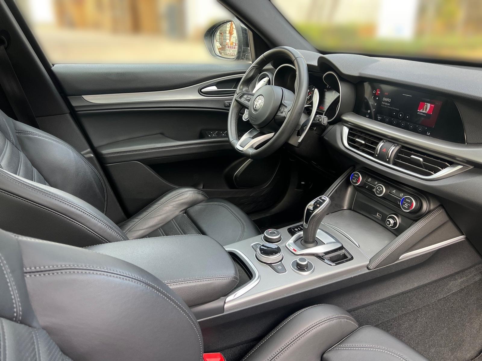 Alfa Romeo Stelvio Veloce