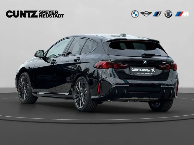 BMW 120 5-deurs M-Sport Sedan
