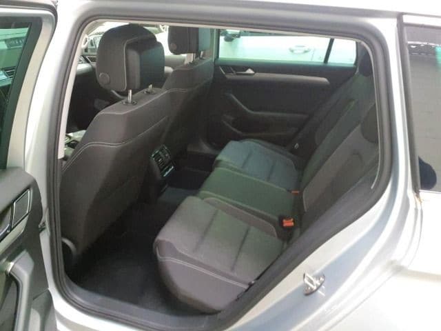 Volkswagen Passat 2.0 TDI Business DSG Variant