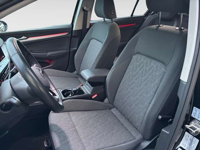 Volkswagen Golf Life Plus