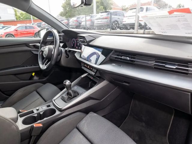 Audi A3 30 TFSI Sedan Sportback