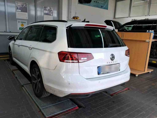 Volkswagen Passat 2.0 TDI Business DSG Variant