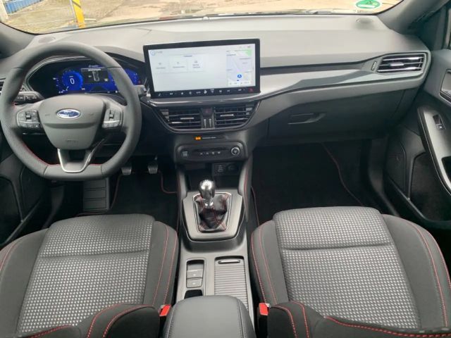 Ford Focus EcoBoost ST Line Wagon