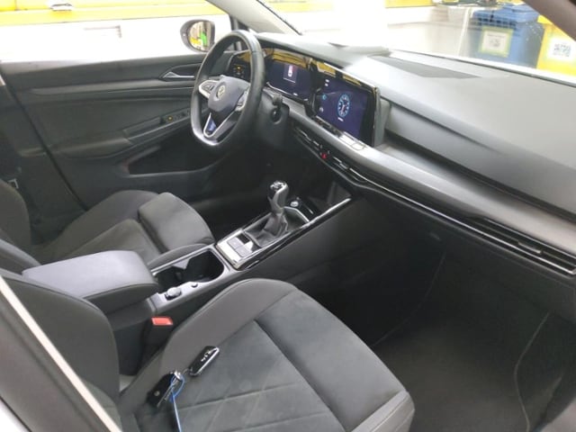 Volkswagen Golf 1.5 TSI Golf VIII