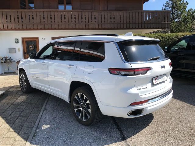 Jeep Grand Cherokee 4x4 Overland