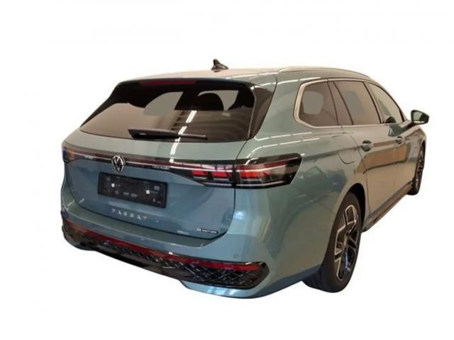 Volkswagen Passat 2.0 TSI DSG R-Line Variant