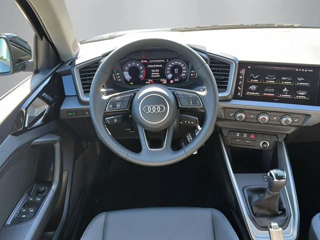 Audi A1 advanced LED+AUDI CONNECT NAVI+SHZ+