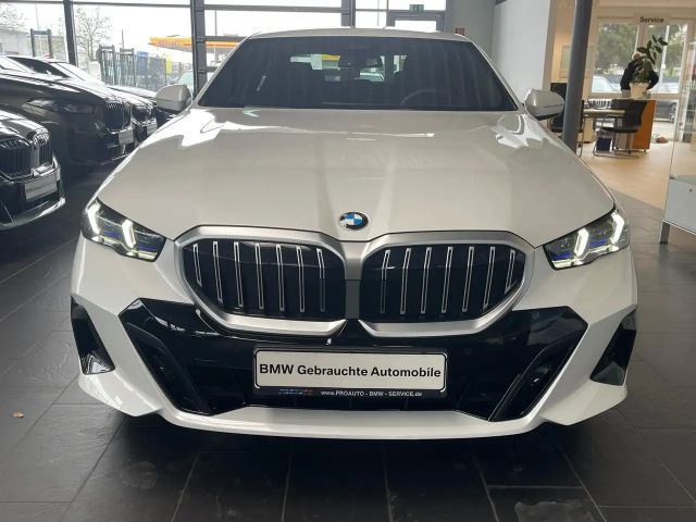 BMW 520 520i M-Sport Sedan