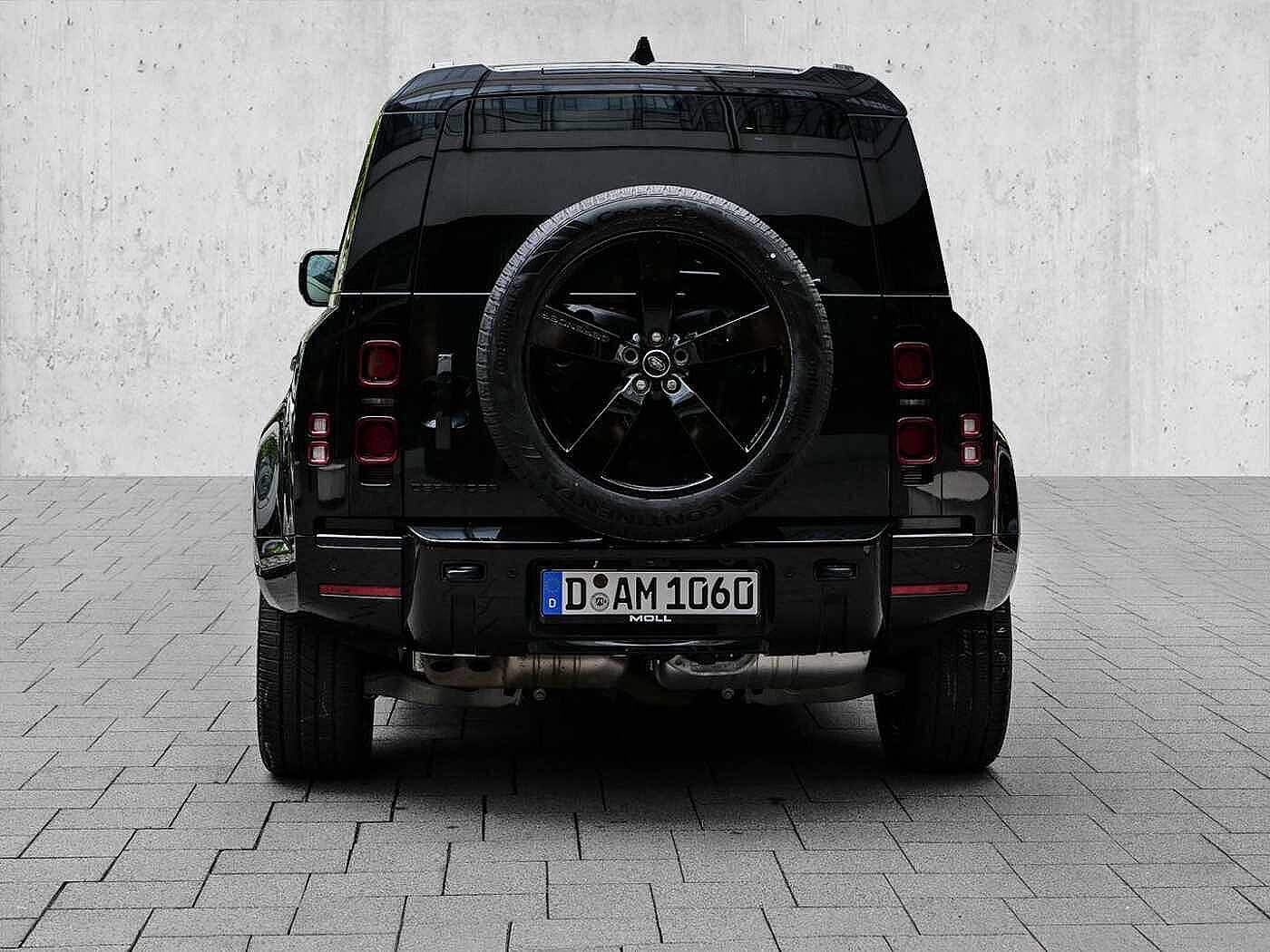 Land Rover Defender 110 Dynamic HSE