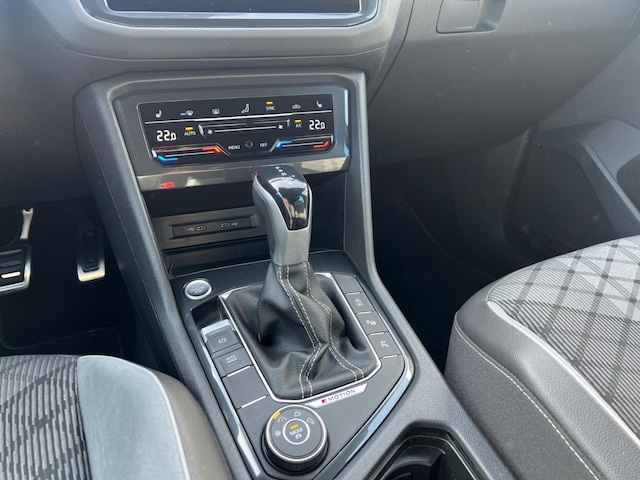 Volkswagen Tiguan 2.0 TSI DSG R-Line